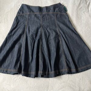 BODEN DENIM  FLIPPY SKIRT